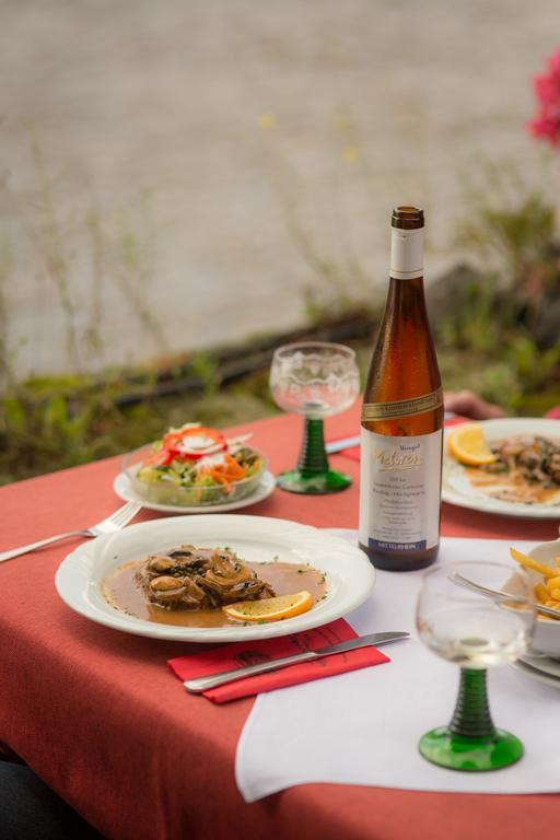 莱斯切霍夫酒店 Leutesdorf 外观 照片