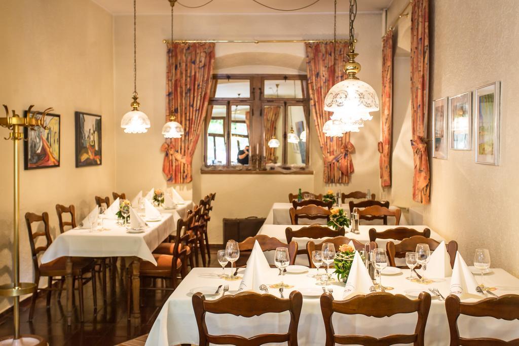莱斯切霍夫酒店 Leutesdorf 外观 照片