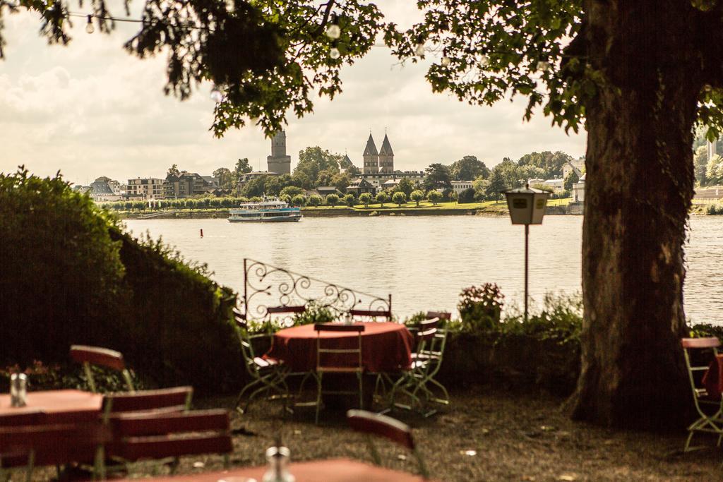 莱斯切霍夫酒店 Leutesdorf 外观 照片